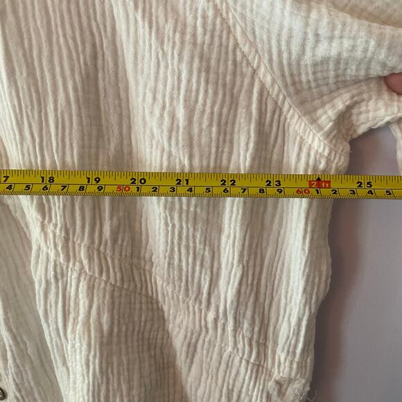 We The Free White Gauze Oversized Flowy Button Down Shirt Women's size Small - Picture 8 of 11
